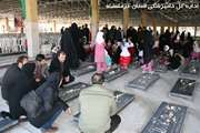 غبار روبی مزار شهدا توسط کارکنان دامپزشکی استان  کرمانشاه در دهه مبارک فجر