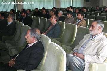 گردهمایی با حضور فعالان صنعت طیور استان