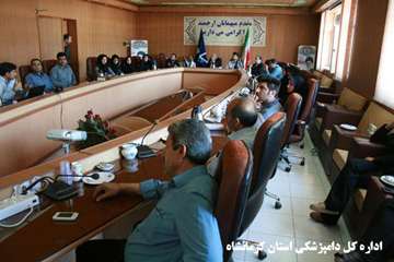 برگزاری کلاس آموزشی بیماری تب کریمه کنگو در اداره کل دامپزشکی استان کرمانشاه 