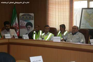 رزمایش دور میزی بیماری لمپی اسکین اداره کل دامپزشکی استان کرمانشاه