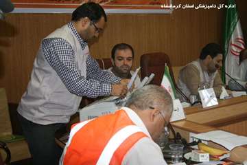 رزمایش دور میزی بیماری لمپی اسکین اداره کل دامپزشکی استان کرمانشاه