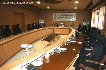 بزرگداشت هفته زن و روز مادر در اداره کل دامپزشکی استان کرمانشاه