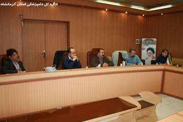 جلسه مقابله با آنفلوآنزا با دامپزشکان بخش خصوصی