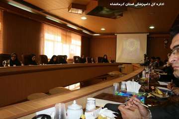 نشست خبری مدیرکل دامپزشکی استان کرمانشاه به مناسبت روز جهانی دامپزشکی
