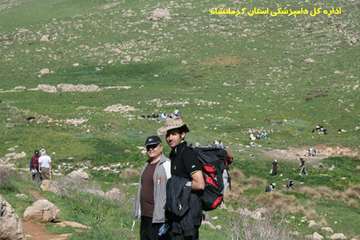 کوهپیمایی کارکنان دامپزشکی کرمانشاه بمناسبت روز جهانی دامپزشکی و هفته سلامت