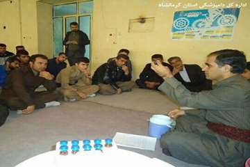 برگزاری کلاسهای آموزش ترویجی نیوکاسل توسط اداره کل دامپزشکی  در سطح استان کرمانشاه 