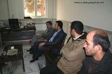 بازدید دکتر پرور از شبکه دامپزشکی شهرستان صحنه