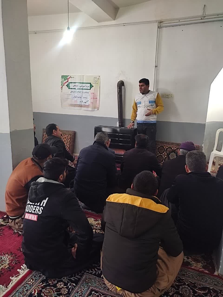 برگزاری کلاس آموزشی،ترویجی آنفلوانزای فوق حاد پرندگان و تب برفکی در شهرستان سنقر و کلیایی 